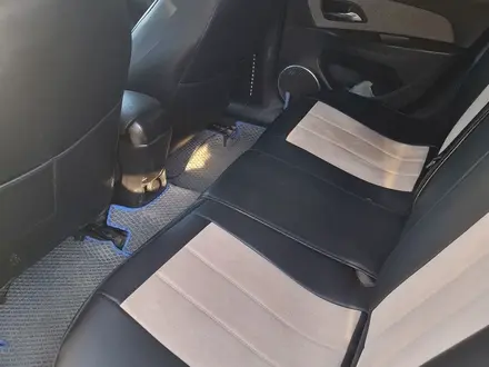 Chevrolet Cruze 2012 года за 2 500 000 тг. в Уральск – фото 7