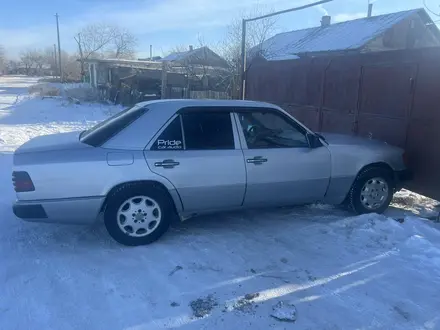 Mercedes-Benz E 220 1992 года за 1 800 000 тг. в Астана – фото 9