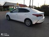 Hyundai Accent 2022 года за 7 400 000 тг. в Алматы – фото 3