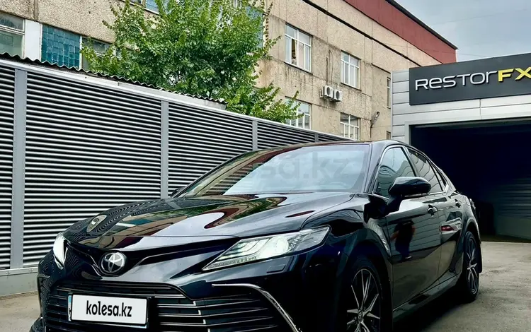 Toyota Camry 2022 годаfor18 500 000 тг. в Алматы