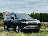 Toyota Land Cruiser 2023 года за 50 000 000 тг. в Астана