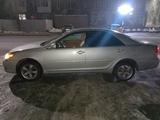 Toyota Camry 2003 года за 3 600 000 тг. в Астана – фото 2