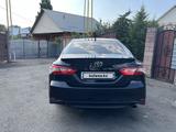 Toyota Camry 2019 года за 12 800 000 тг. в Алматы – фото 3