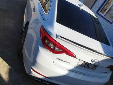 Hyundai Sonata 2014 года за 6 000 000 тг. в Актобе – фото 4