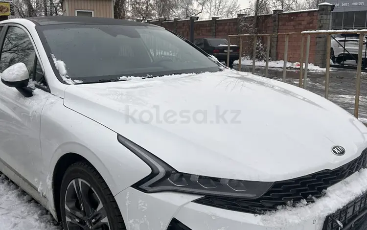 Kia K5 2021 годаfor12 500 000 тг. в Алматы