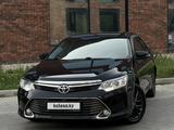 Toyota Camry 2015 года за 11 500 000 тг. в Алматы – фото 2