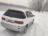 Toyota Ipsum 1998 годаүшін3 400 000 тг. в Усть-Каменогорск