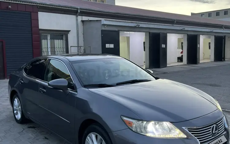 Lexus ES 300h 2013 годаүшін7 300 000 тг. в Актау