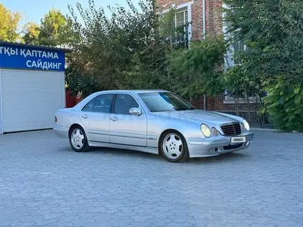 Mercedes-Benz E 280 2001 года за 5 300 000 тг. в Шымкент – фото 20