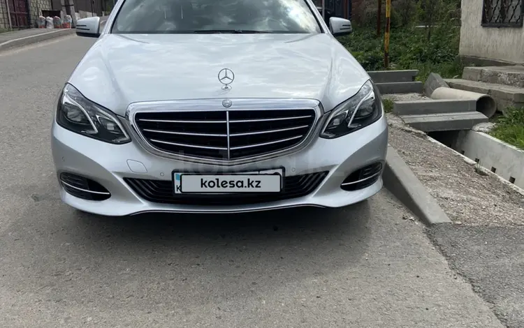 Mercedes-Benz E 200 2014 года за 11 300 000 тг. в Алматы