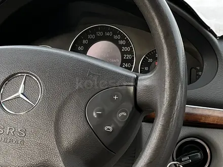 Mercedes-Benz E 240 2003 года за 4 100 000 тг. в Астана – фото 19