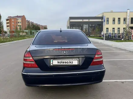 Mercedes-Benz E 240 2003 года за 4 100 000 тг. в Астана – фото 9