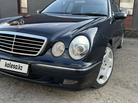 Mercedes-Benz E 280 2002 года за 6 990 000 тг. в Караганда – фото 3