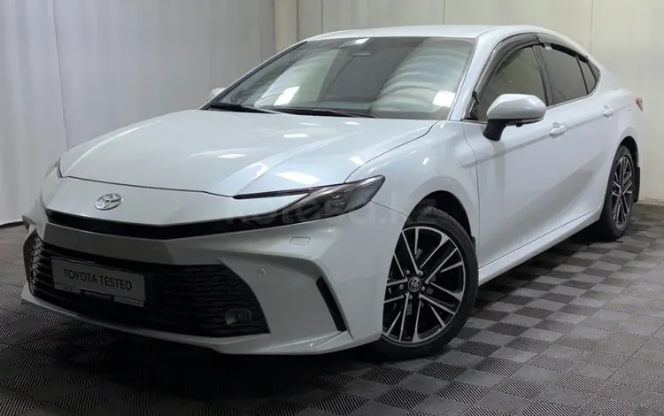 Toyota Camry Luxe eCVT 2024 года за 24 100 000 тг. в Алматы