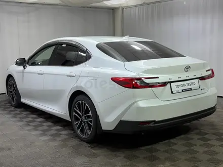 Toyota Camry Luxe eCVT 2024 года за 22 500 000 тг. в Алматы – фото 2