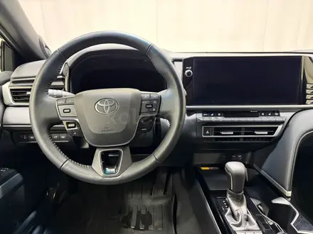 Toyota Camry Luxe eCVT 2024 года за 22 500 000 тг. в Алматы – фото 9