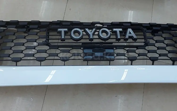 Решетка Тойота Тундра за 120 000 тг. в Алматы