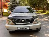 Lexus RX 300 2001 годаүшін4 800 000 тг. в Алматы – фото 2