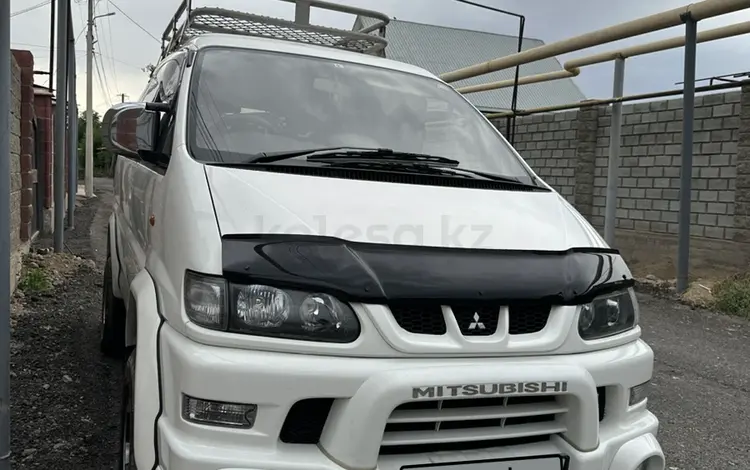 Mitsubishi Delica 2003 годаfor8 800 000 тг. в Алматы