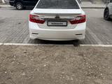 Toyota Camry 2014 года за 9 800 000 тг. в Атырау – фото 4