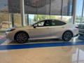 Toyota Camry Luxe eCVT 2026 года за 24 190 000 тг. в Актобе – фото 3