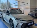 Toyota Camry Luxe eCVT 2026 года за 24 190 000 тг. в Актобе – фото 6