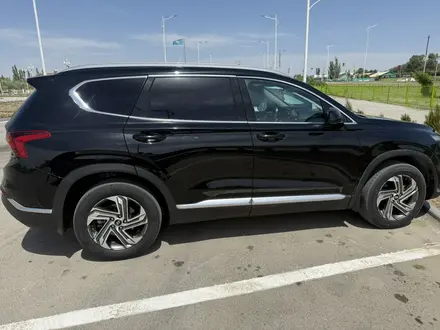 Hyundai Santa Fe 2021 года за 14 000 000 тг. в Шиели – фото 2