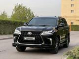 Lexus LX 570 2017 года за 41 500 000 тг. в Алматы – фото 2