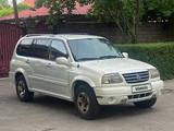 Suzuki XL7 2002 годаүшін3 800 000 тг. в Алматы