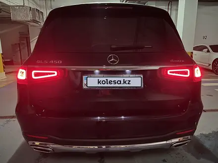 Mercedes-Benz GLS 450 2023 года за 68 000 000 тг. в Алматы – фото 3