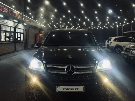 Mercedes-Benz GL 450 2007 года за 9 000 000 тг. в Алматы