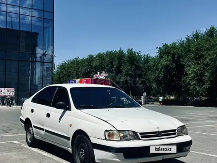 Toyota Carina E 1994 года за 1 300 000 тг. в Шымкент – фото 2