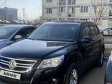 Volkswagen Tiguan 2011 года за 6 000 000 тг. в Алматы