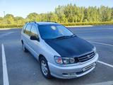 Toyota Ipsum 1997 года за 2 500 000 тг. в Усть-Каменогорск – фото 2