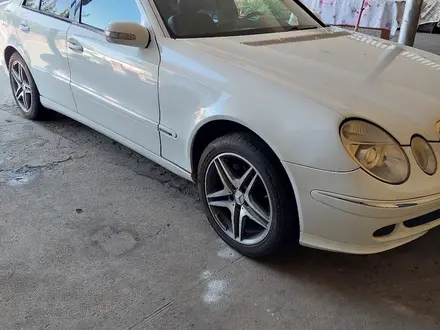 Mercedes-Benz E 320 2002 года за 5 200 000 тг. в Алматы – фото 15