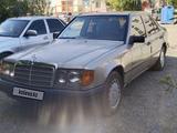 Mercedes-Benz E 260 1990 годаfor1 700 000 тг. в Семей – фото 3