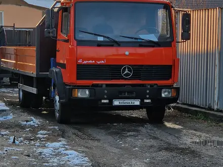 Mercedes-Benz  814 1991 года за 13 000 000 тг. в Алматы – фото 2