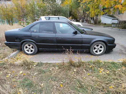 BMW 520 1990 года за 800 000 тг. в Караганда – фото 4