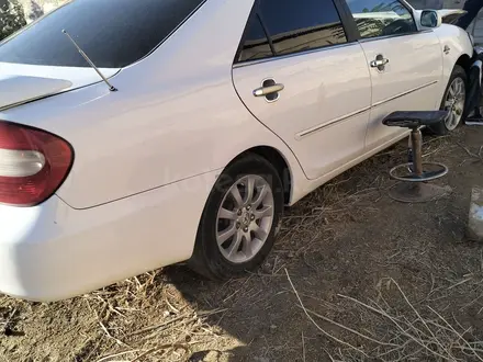 Toyota Camry 2003 года за 3 600 000 тг. в Актау – фото 2