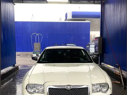 Chrysler 300C 2005 годаүшін4 300 000 тг. в Алматы