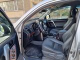 Toyota Land Cruiser Prado 2012 года за 17 000 000 тг. в Актау – фото 4