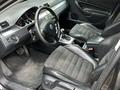 Volkswagen Passat 2006 года за 3 700 000 тг. в Алматы – фото 5