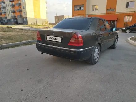 Mercedes-Benz C 180 1994 года за 1 100 000 тг. в Тараз – фото 5