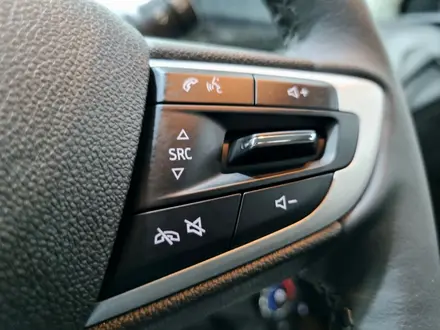 Chevrolet Onix 1LT 2025 года за 6 990 000 тг. в Усть-Каменогорск – фото 15