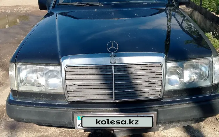 Mercedes-Benz E 200 1993 годаүшін1 600 000 тг. в Астана