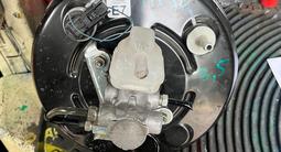 ВАККУМ ТОРМОЗНОЙ ЦИЛИНДР МЕРСЕДЕС W222 за 10 000 тг. в Алматы – фото 3