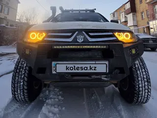 Mitsubishi Pajero Sport, 2012
