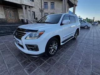 Lexus LX 570