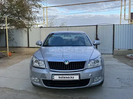 Skoda Octavia 2011 года за 4 000 000 тг. в Атырау – фото 2