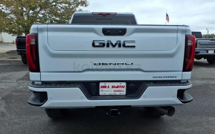 GMC Sierra — миниатюра 5